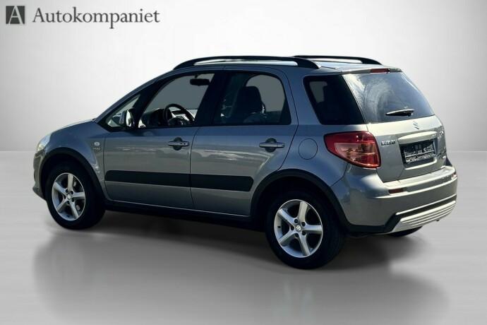 suzuki-sx4-diesel-2006-big-5