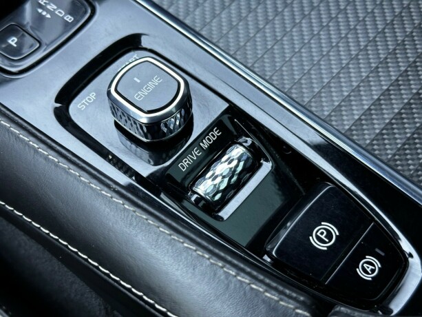 volvo-xc-90-elektrisitetbensin-2016-big-28