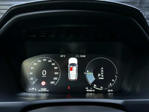 volvo-xc-90-elektrisitetbensin-2016-big-14