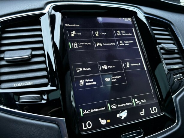 volvo-xc-90-elektrisitetbensin-2016-big-20
