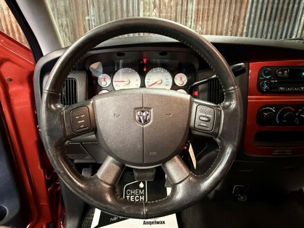 dodge-ram-1500-bensin-2005-big-28