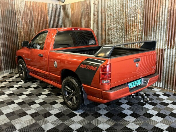 dodge-ram-1500-bensin-2005-big-11