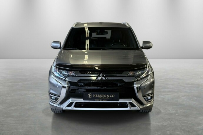mitsubishi-outlander-elektrisitetbensin-2019-big-2