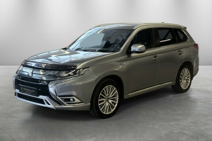 mitsubishi-outlander-elektrisitetbensin-2019-big-0