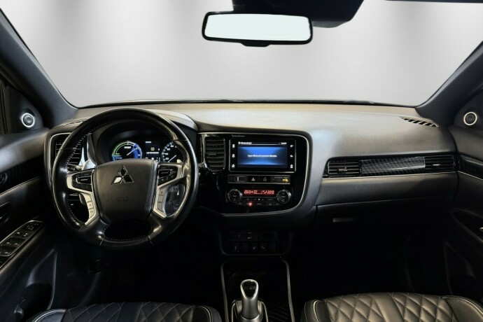 mitsubishi-outlander-elektrisitetbensin-2019-big-10