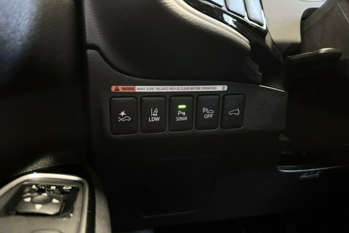mitsubishi-outlander-elektrisitetbensin-2019-big-31
