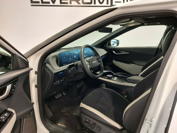 kia-ev6-elektrisitet-2023-big-16