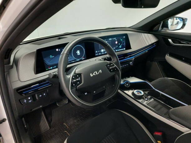 kia-ev6-elektrisitet-2023-big-18