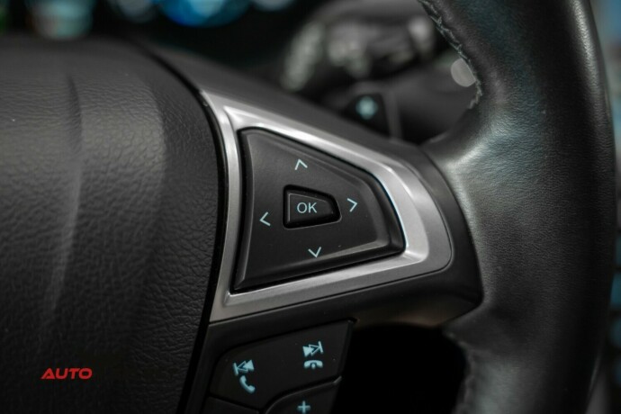 ford-mondeo-diesel-2015-big-39