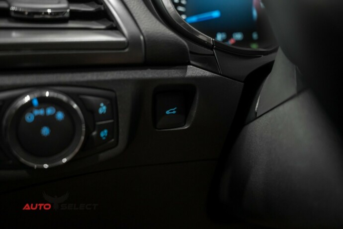 ford-mondeo-diesel-2015-big-33