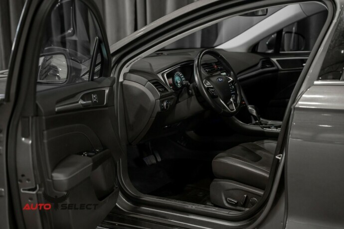 ford-mondeo-diesel-2015-big-23