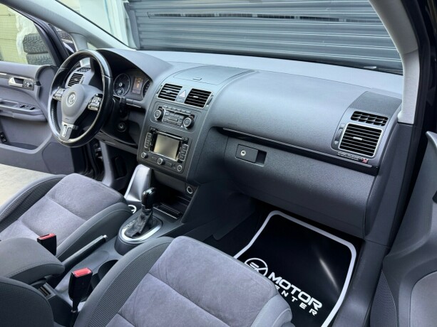 volkswagen-touran-diesel-2012-big-10