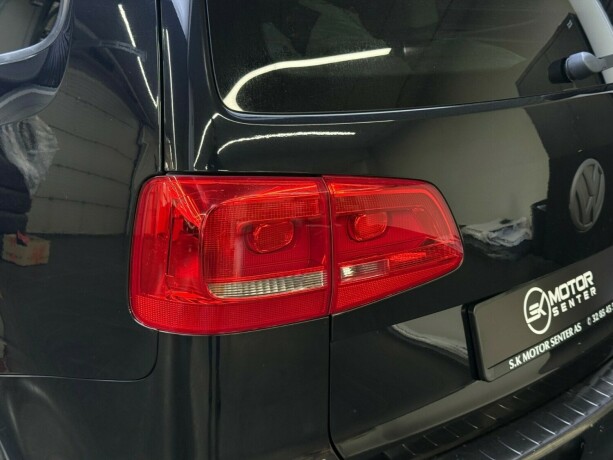 volkswagen-touran-diesel-2012-big-6