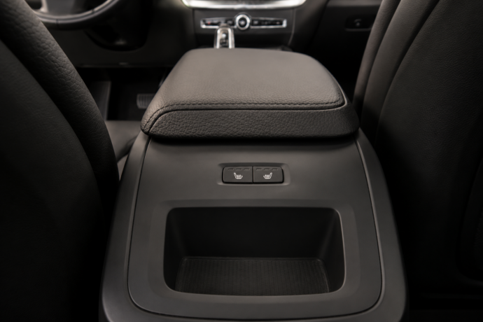 volvo-xc-60-elektrisitetbensin-2018-big-14