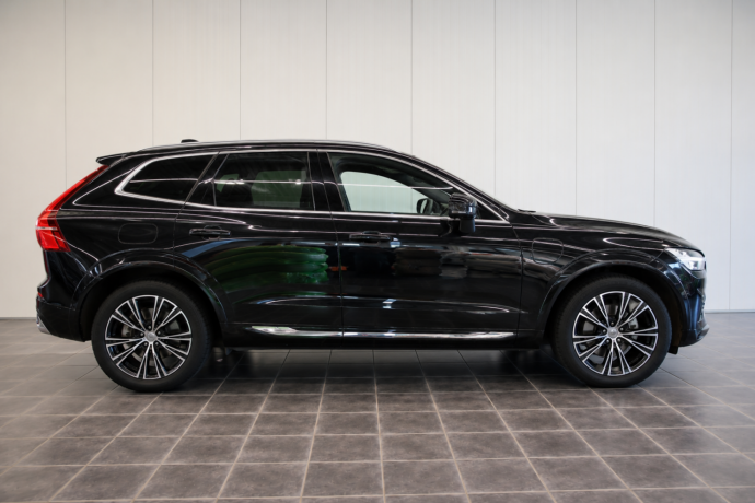 volvo-xc-60-elektrisitetbensin-2018-big-5