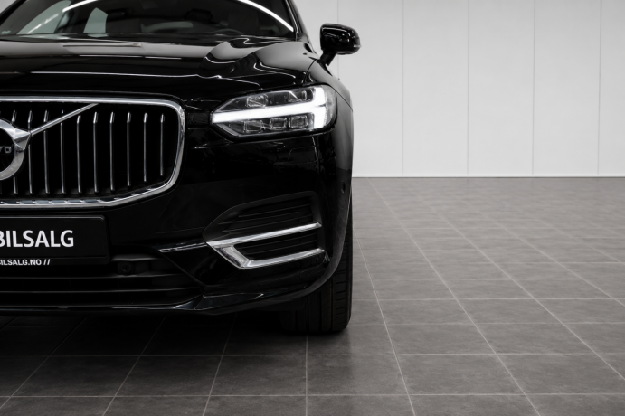volvo-xc-60-elektrisitetbensin-2018-big-3