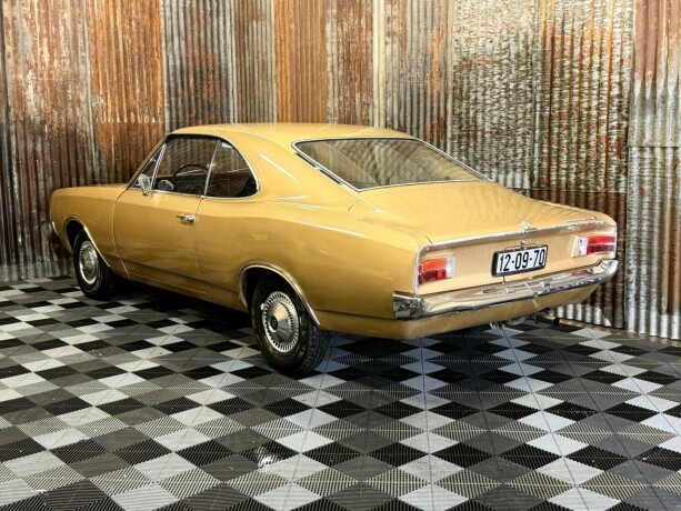 opel-rekord-bensin-1970-big-10