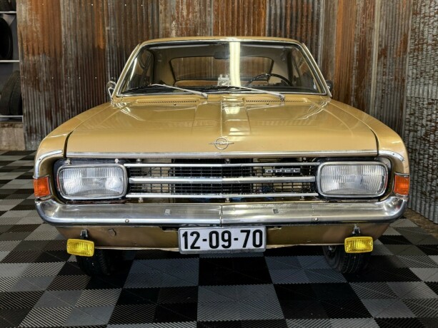 opel-rekord-bensin-1970-big-9