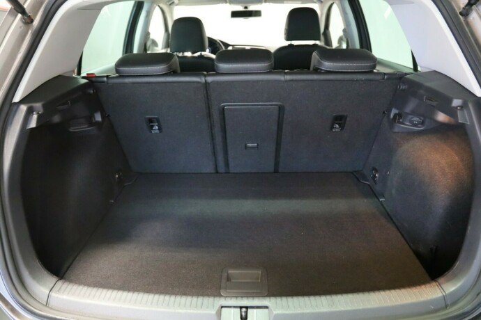 volkswagen-golf-elektrisitet-2016-big-12