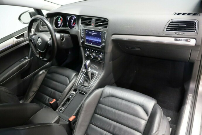 volkswagen-golf-elektrisitet-2016-big-8