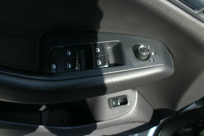 audi-q5-diesel-2010-big-13