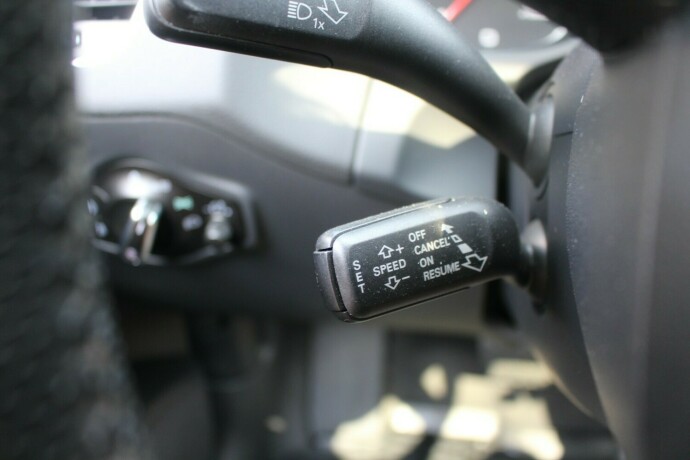 audi-q5-diesel-2010-big-17