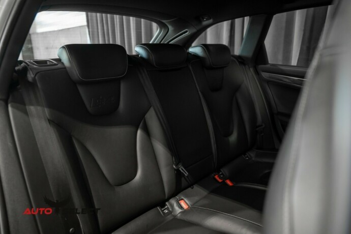 audi-s4-bensin-2009-big-17