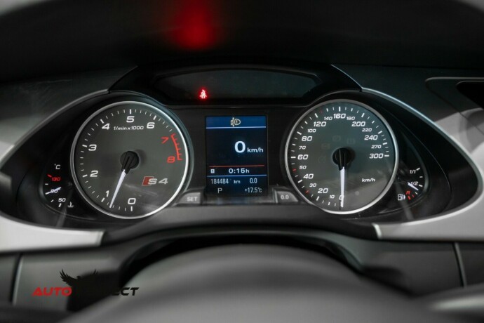 audi-s4-bensin-2009-big-37