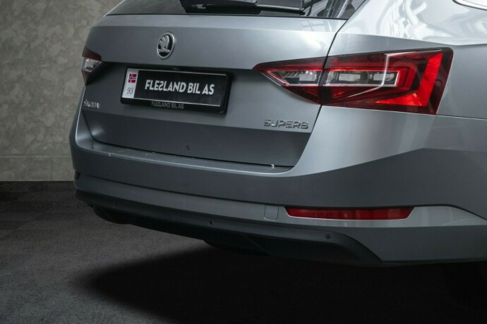 skoda-superb-diesel-2016-big-8