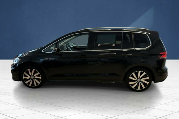 volkswagen-touran-bensin-2017-big-5