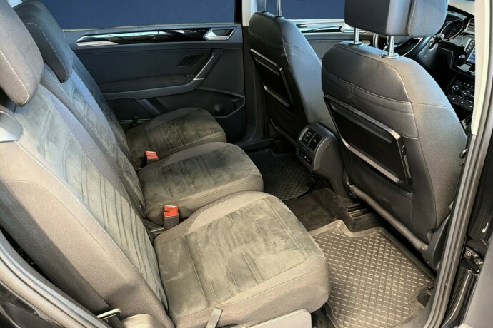 volkswagen-touran-bensin-2017-big-13