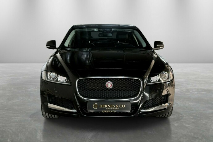 jaguar-xf-diesel-2017-big-2