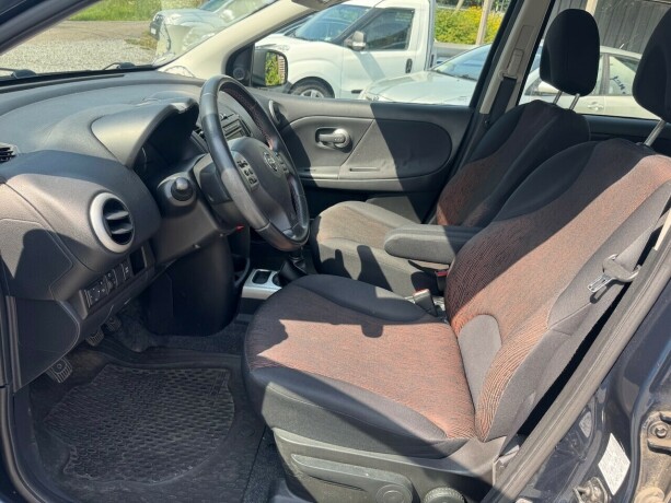 nissan-note-bensin-2010-big-8