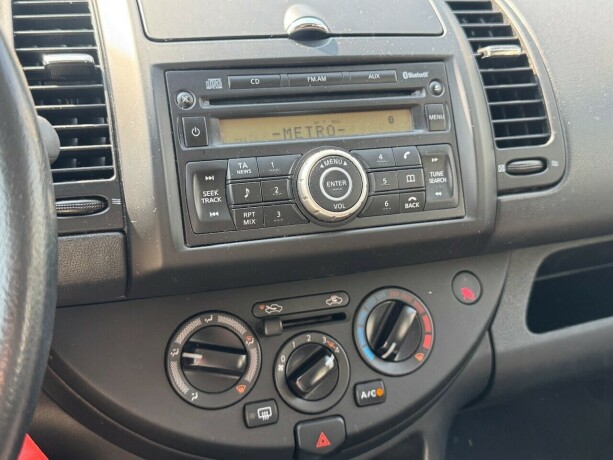 nissan-note-bensin-2010-big-14