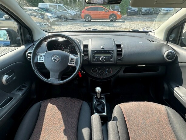 nissan-note-bensin-2010-big-12