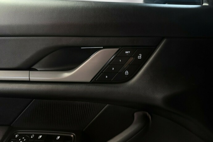 porsche-taycan-4s-elektrisitet-2025-big-17
