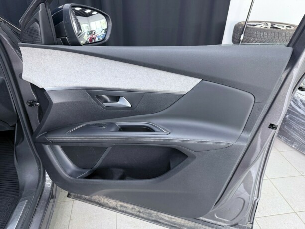 peugeot-5008-diesel-2021-big-28