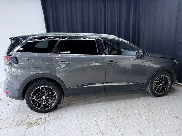 peugeot-5008-diesel-2021-big-8