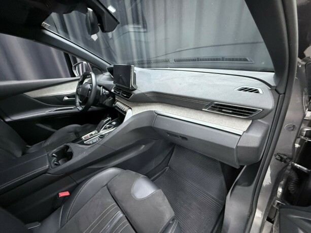peugeot-5008-diesel-2021-big-30