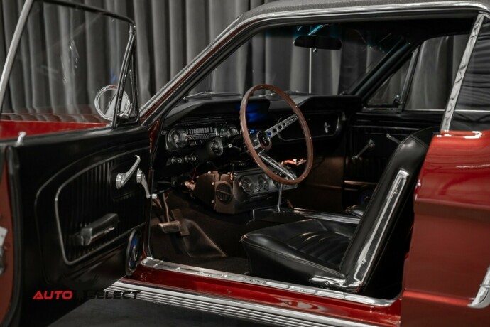 ford-mustang-bensin-1965-big-20