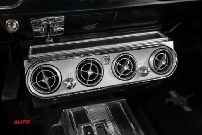 ford-mustang-bensin-1965-big-37