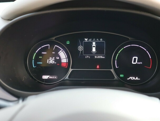 kia-soul-elektrisitet-2018-big-19