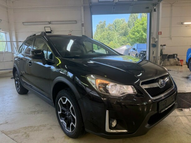 subaru-xv-bensin-2016-big-7