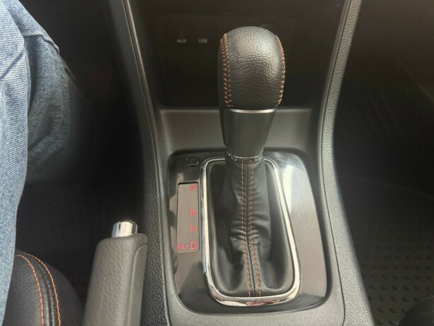 subaru-xv-bensin-2016-big-25