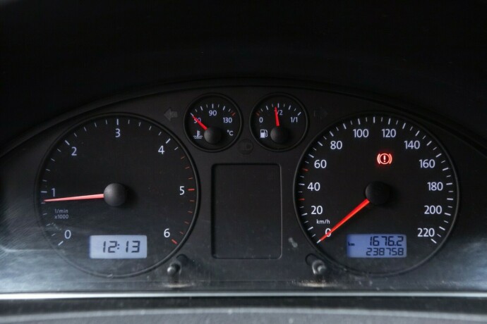 volkswagen-transporter-diesel-2006-big-12