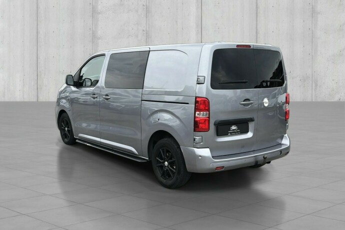 opel-vivaro-diesel-2021-big-2