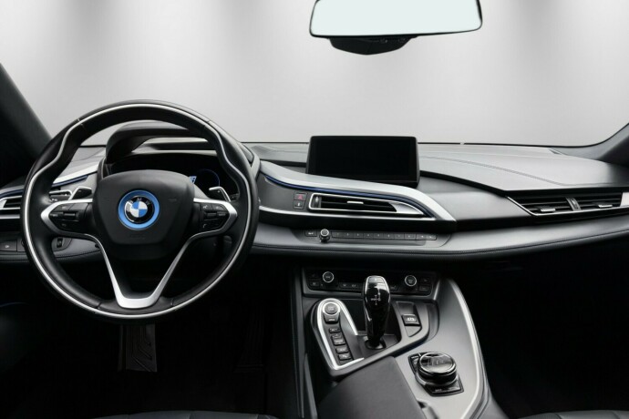 bmw-i8-elektrisitetbensin-2019-big-15