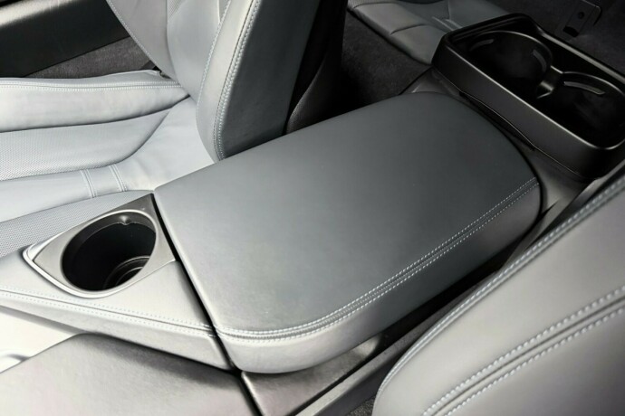 bmw-i8-elektrisitetbensin-2019-big-25
