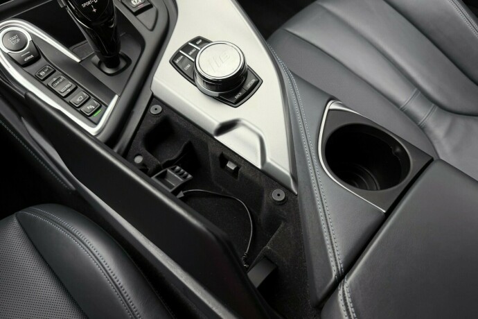 bmw-i8-elektrisitetbensin-2019-big-24