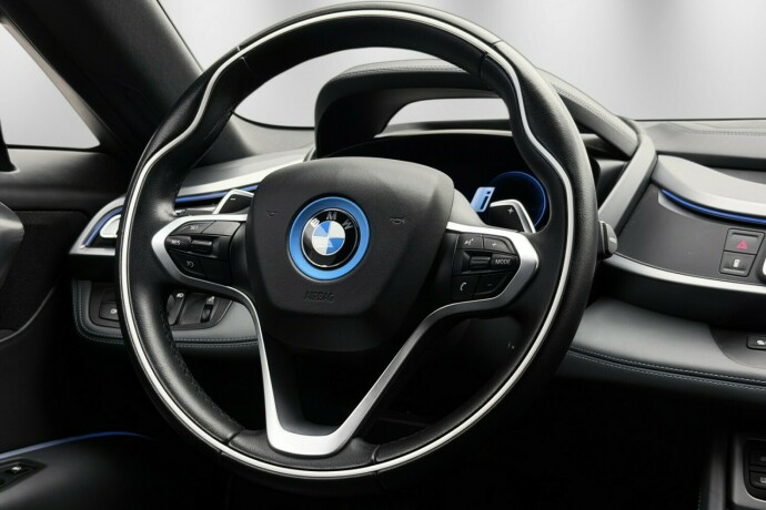 bmw-i8-elektrisitetbensin-2019-big-17